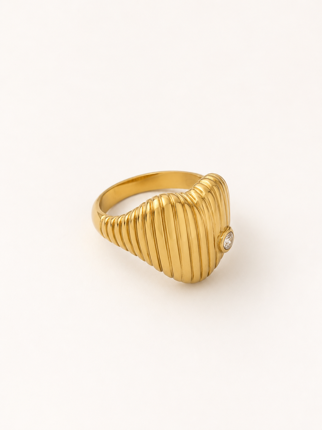 Venus Heart Ring