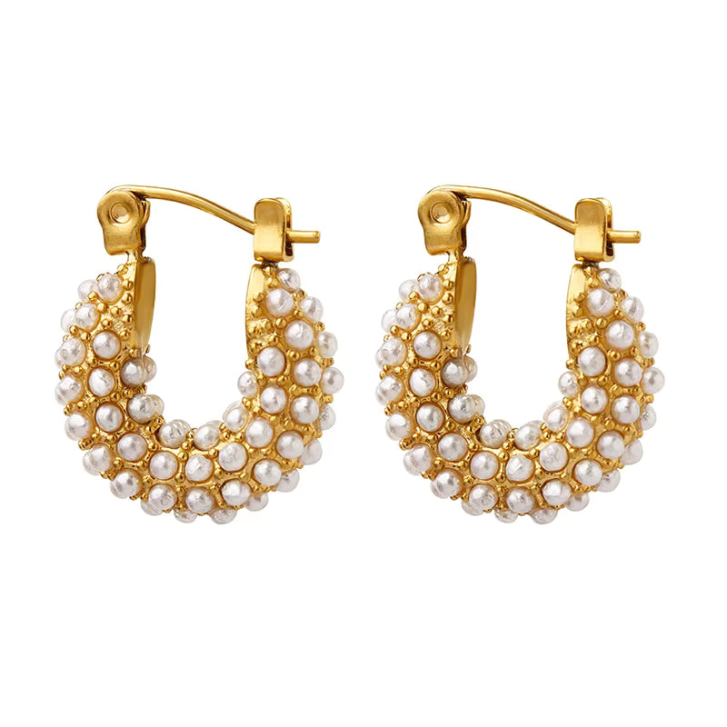 Elara Pearl Earrings